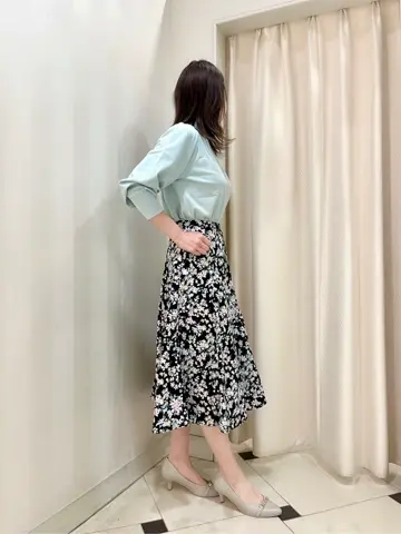 組曲 金井 コーディネート画像