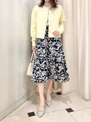 組曲 金井 コーディネート画像