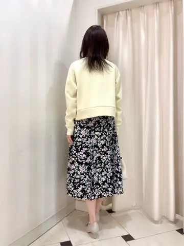 組曲 金井 コーディネート画像