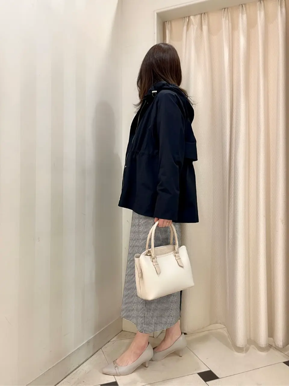 組曲 金井 コーディネート画像