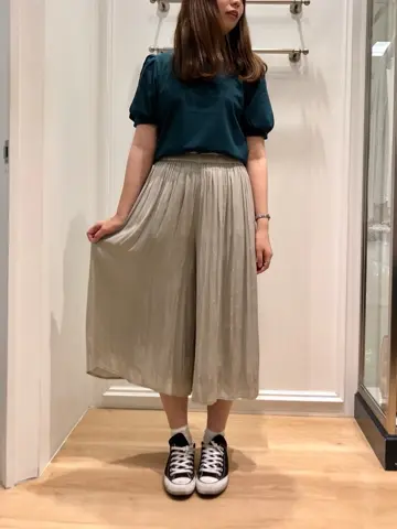 組曲 スタッフ コーディネート画像