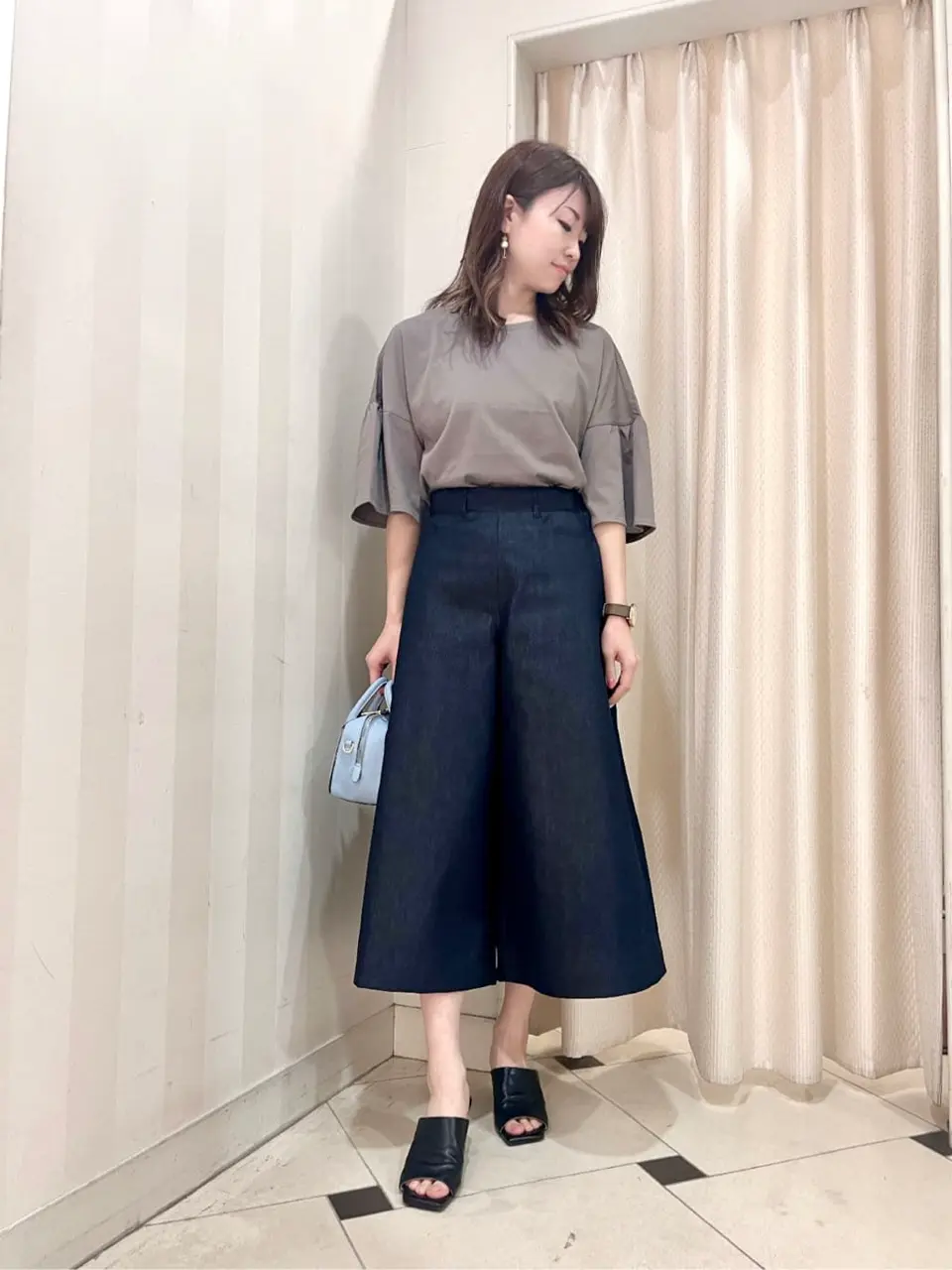 組曲 金井 コーディネート画像