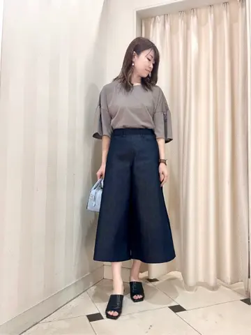 組曲 金井 コーディネート画像