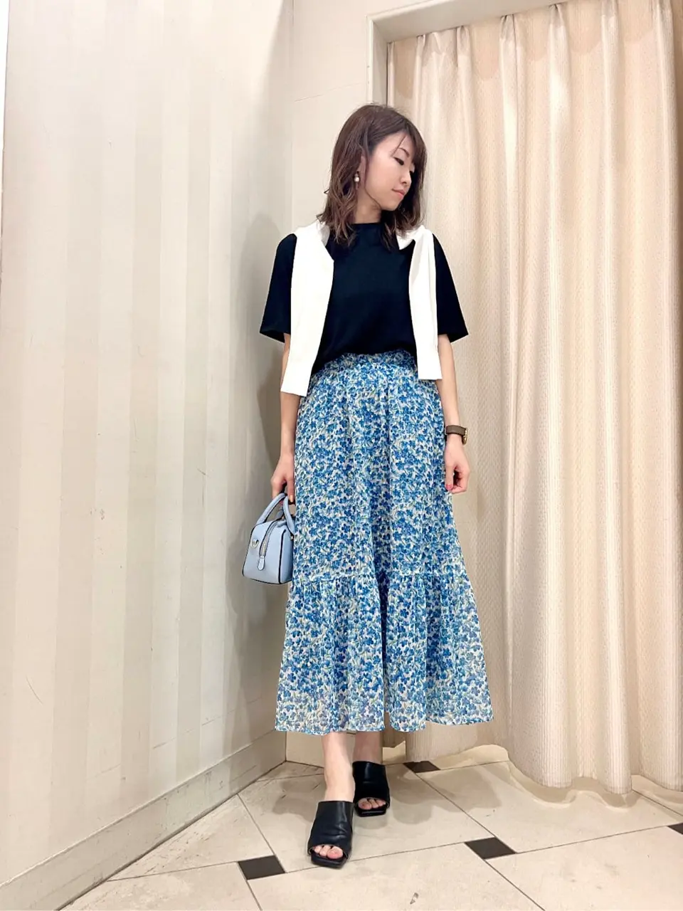 組曲 金井 コーディネート画像