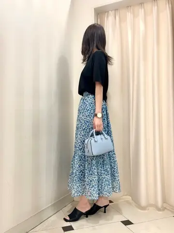 組曲 金井 コーディネート画像