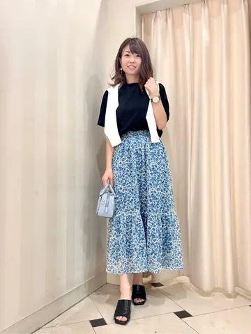 組曲 金井 コーディネート画像