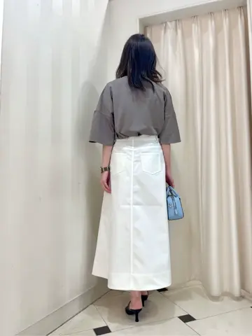 組曲 金井 コーディネート画像