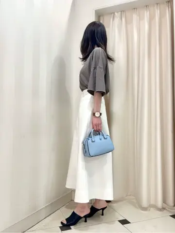 組曲 金井 コーディネート画像