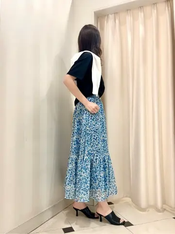 組曲 金井 コーディネート画像