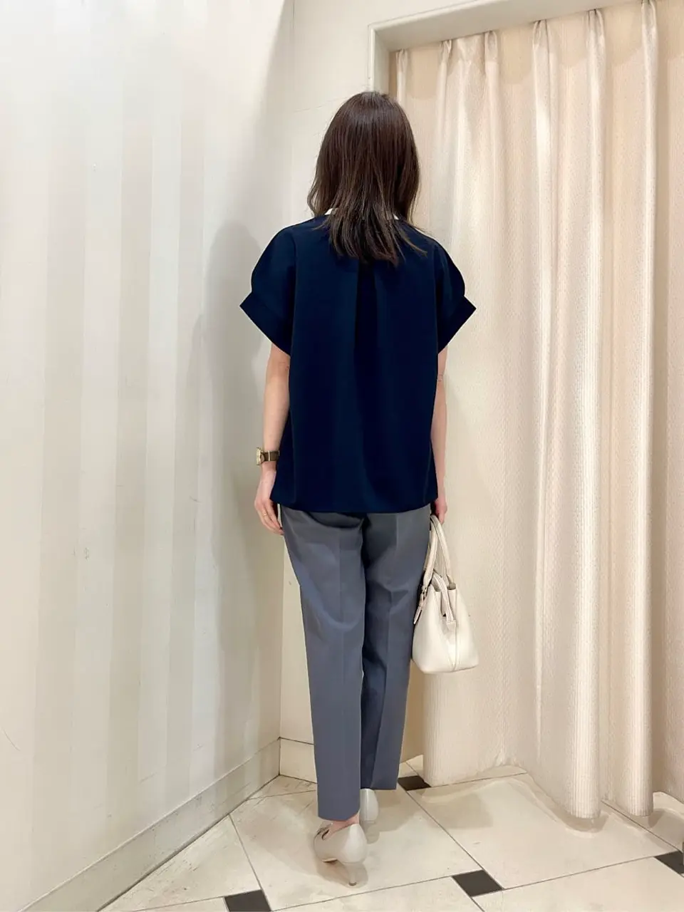 組曲 金井 コーディネート画像