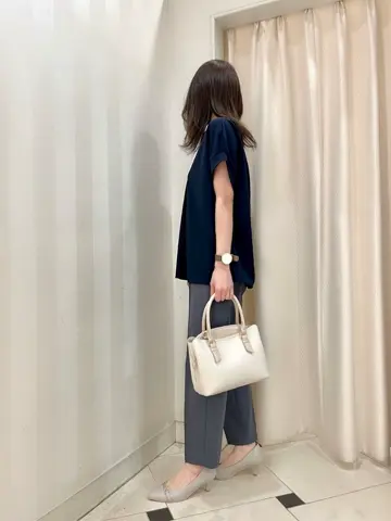 組曲 金井 コーディネート画像