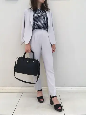 組曲 スタッフ コーディネート画像