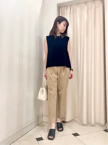 組曲 金井 コーディネート画像