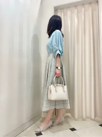 組曲 金井 コーディネート画像