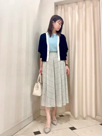 組曲 金井 コーディネート画像