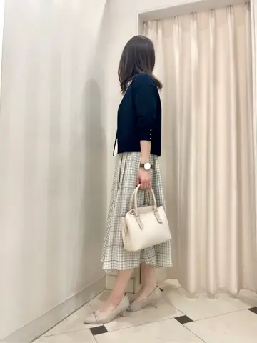 組曲 金井 コーディネート画像