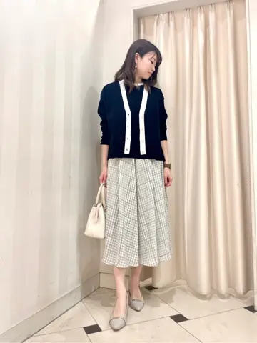 組曲 金井 コーディネート画像