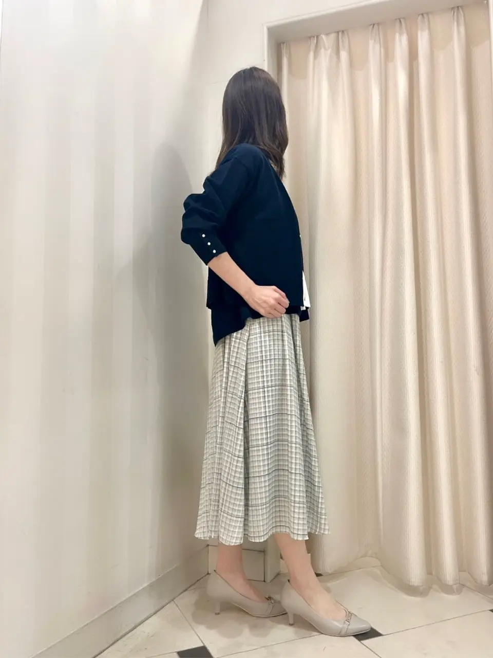 組曲 金井 コーディネート画像