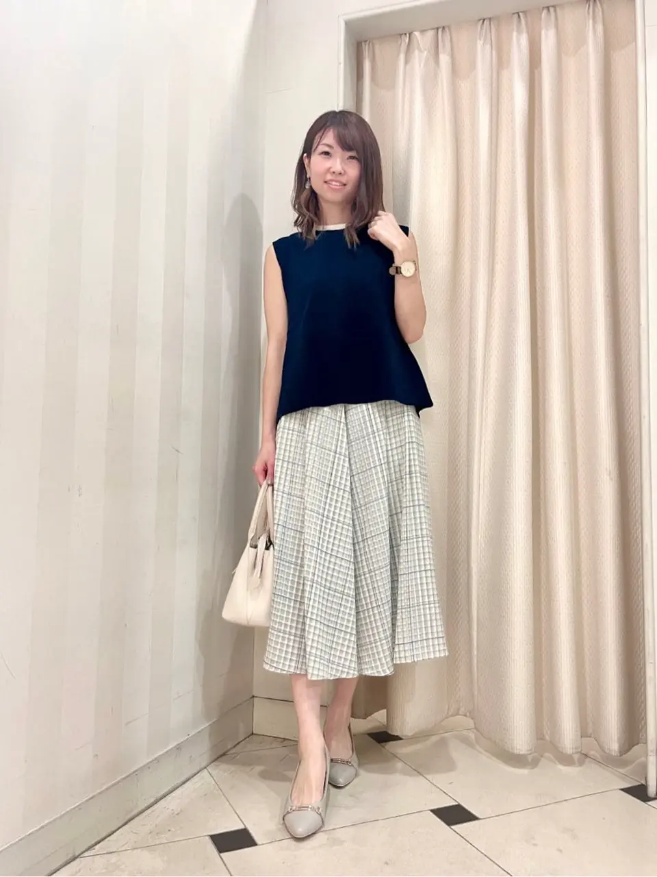 組曲 金井 コーディネート画像