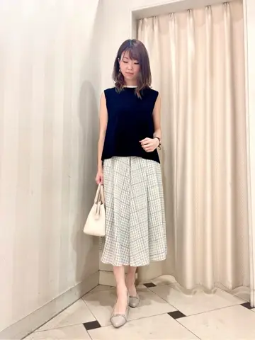 組曲 金井 コーディネート画像