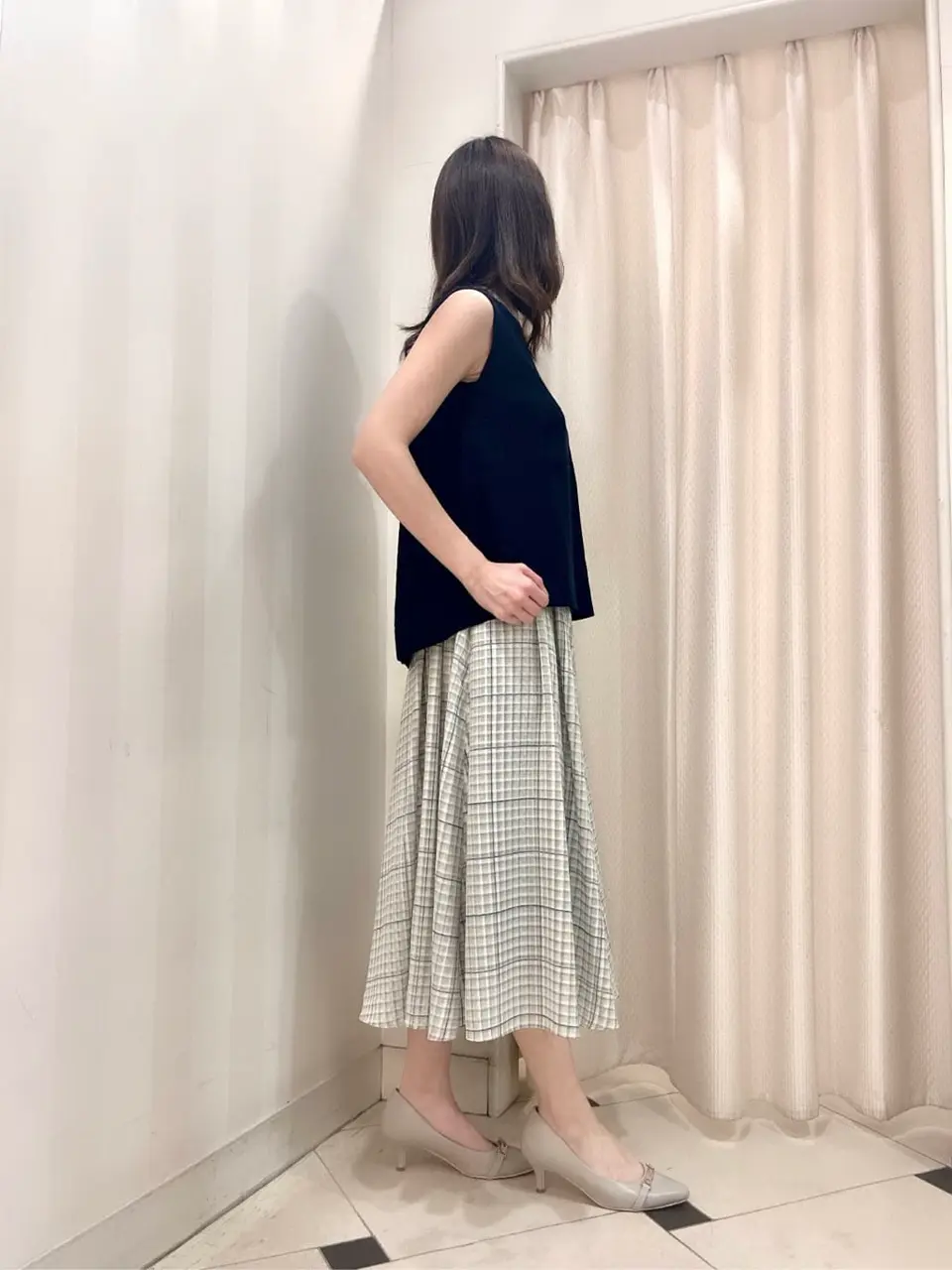 組曲 金井 コーディネート画像