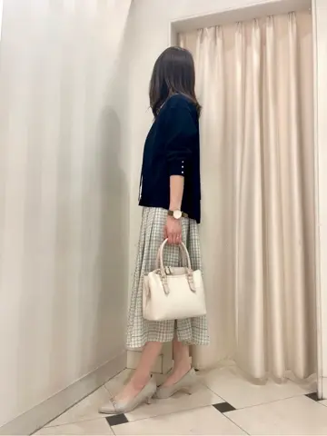 組曲 金井 コーディネート画像