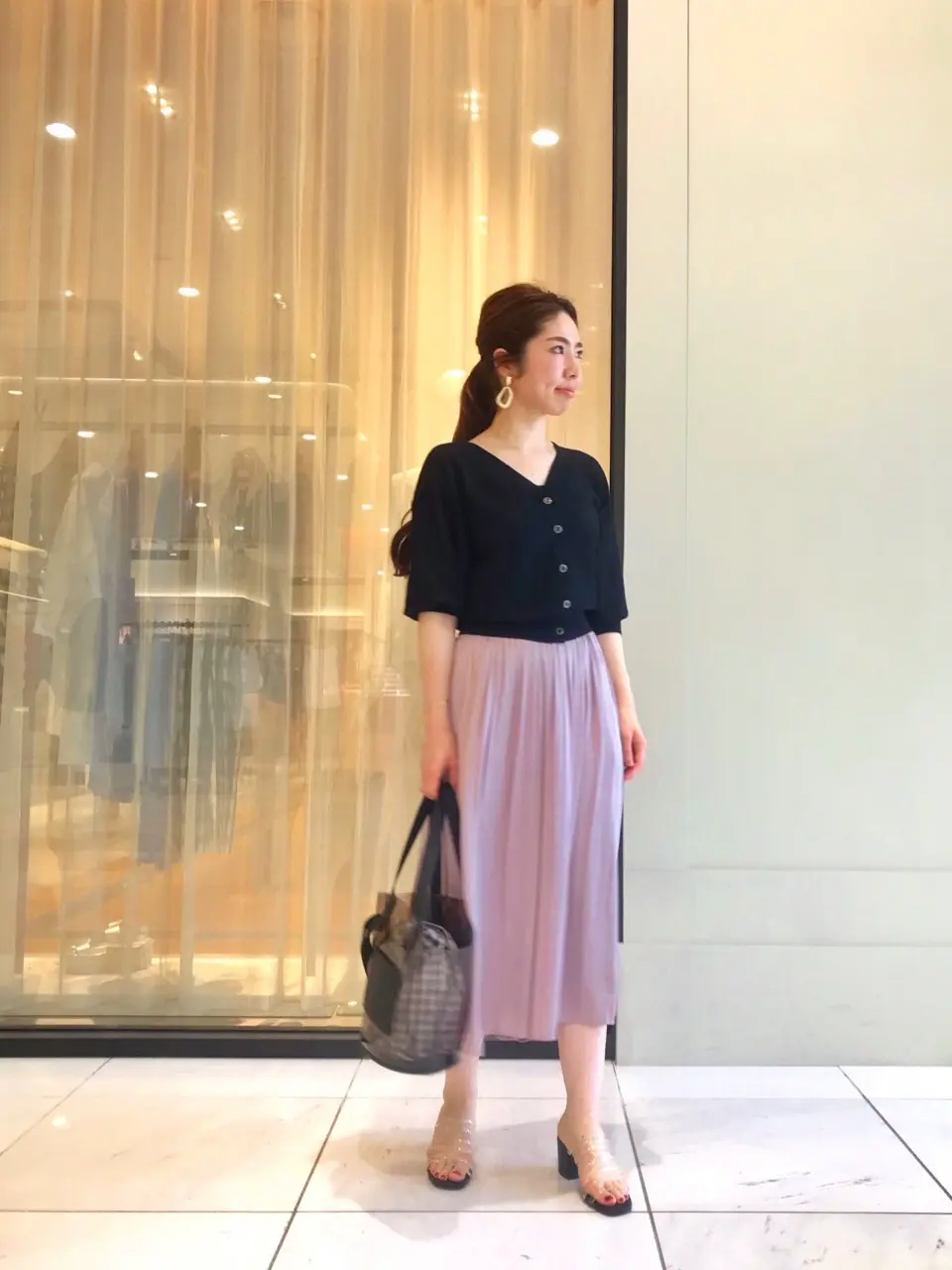 組曲 坂本 コーディネート画像