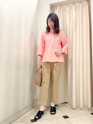 組曲 金井 コーディネート画像