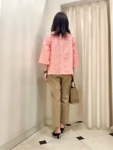 組曲 金井 コーディネート画像