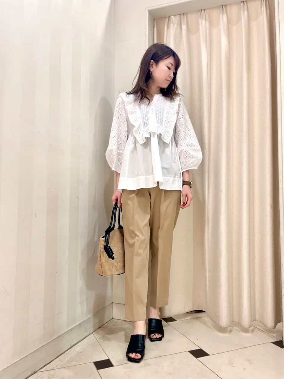 組曲 金井 コーディネート画像