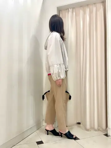 組曲 金井 コーディネート画像