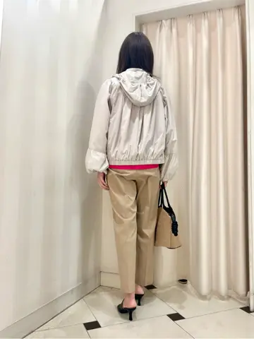 組曲 金井 コーディネート画像