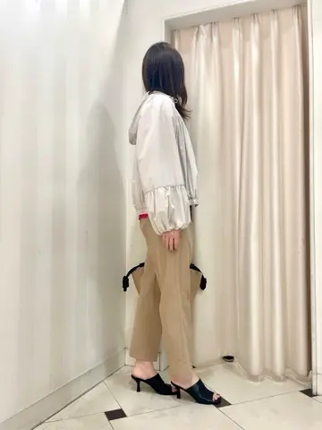 組曲 金井 コーディネート画像