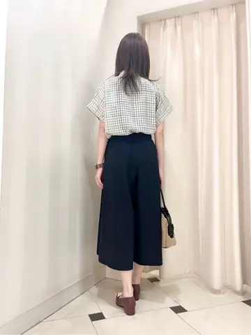 組曲 金井 コーディネート画像