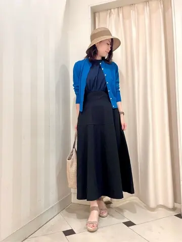 組曲 金井 コーディネート画像