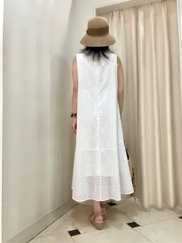 組曲 金井 コーディネート画像