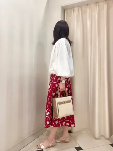 組曲 金井 コーディネート画像