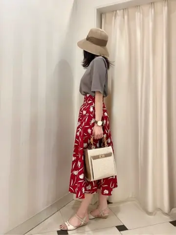 組曲 金井 コーディネート画像