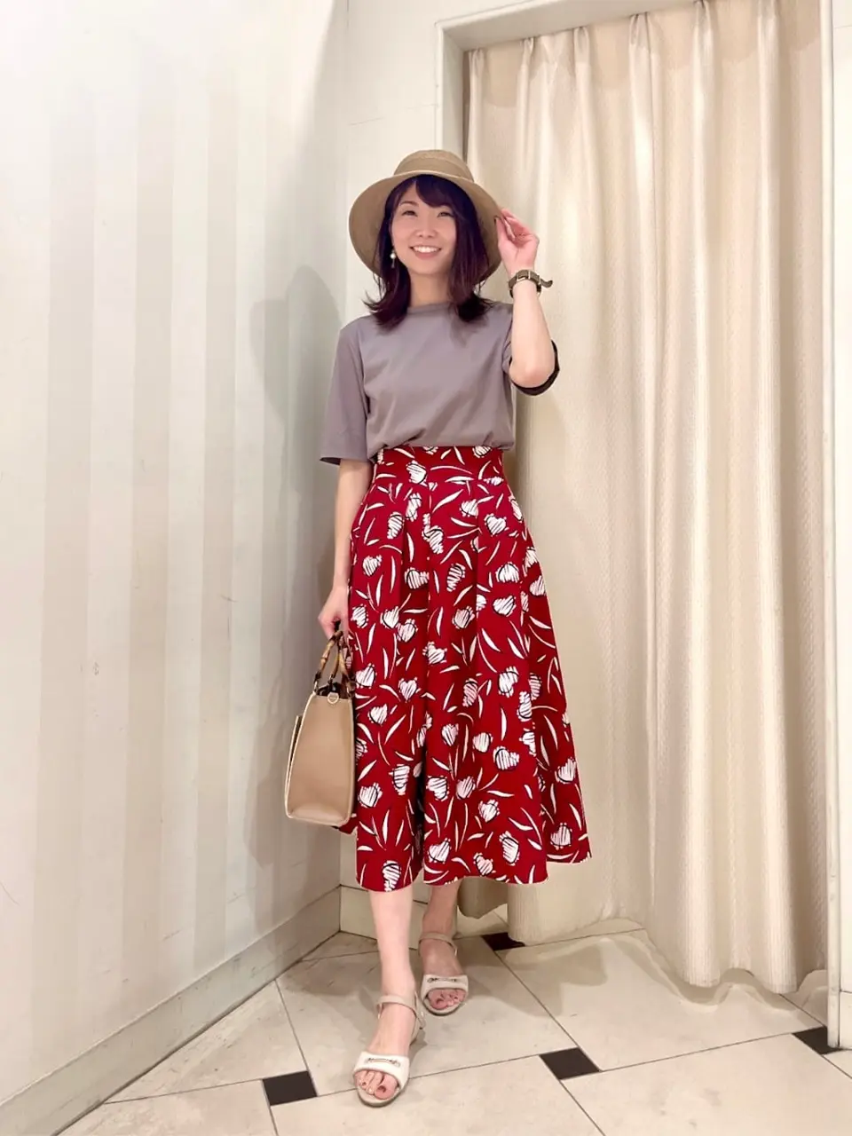 組曲 金井 コーディネート画像