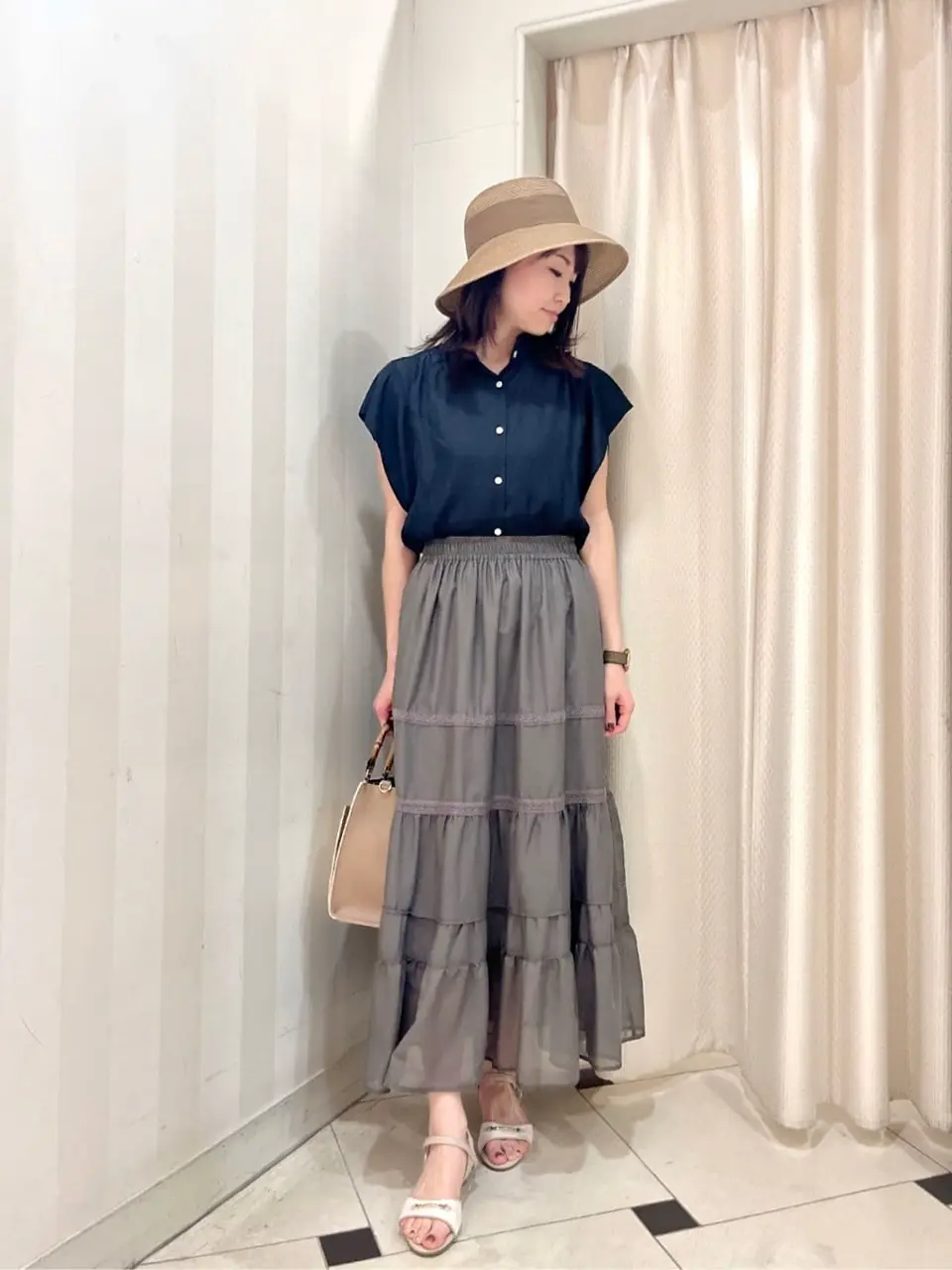 組曲 金井 コーディネート画像