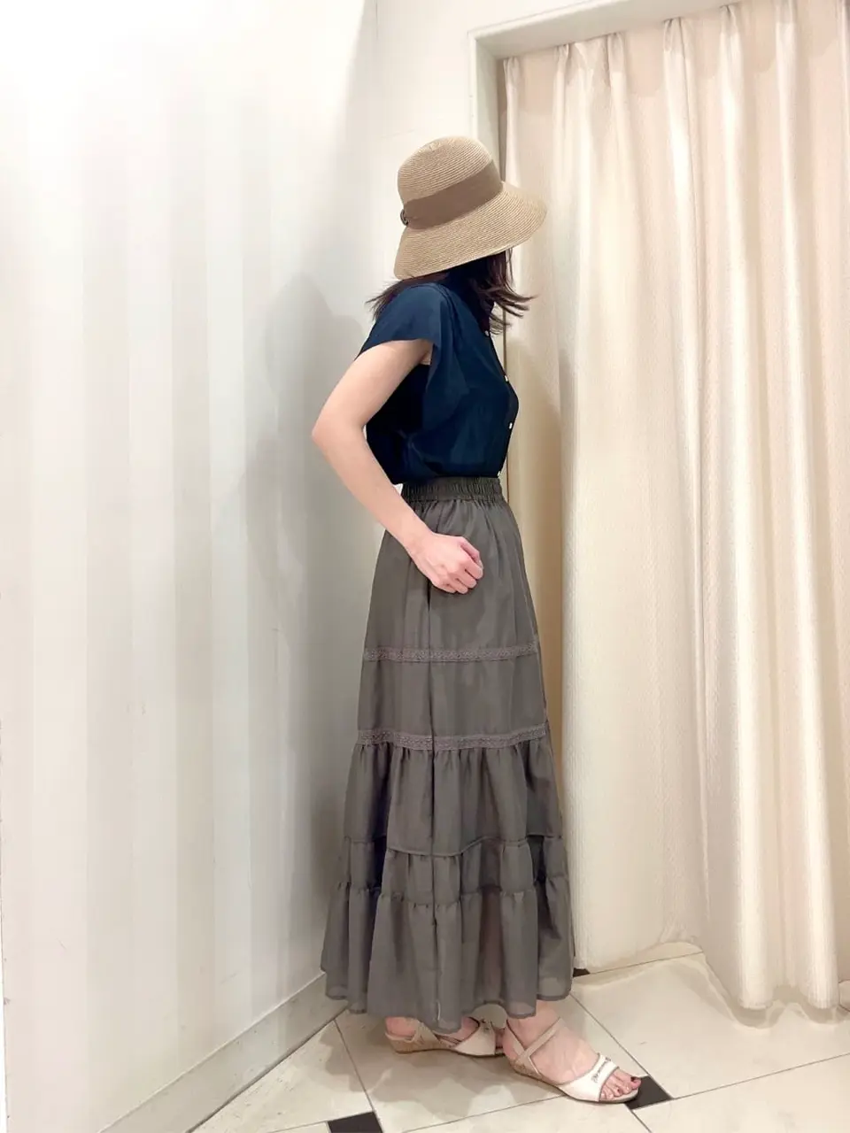 組曲 金井 コーディネート画像