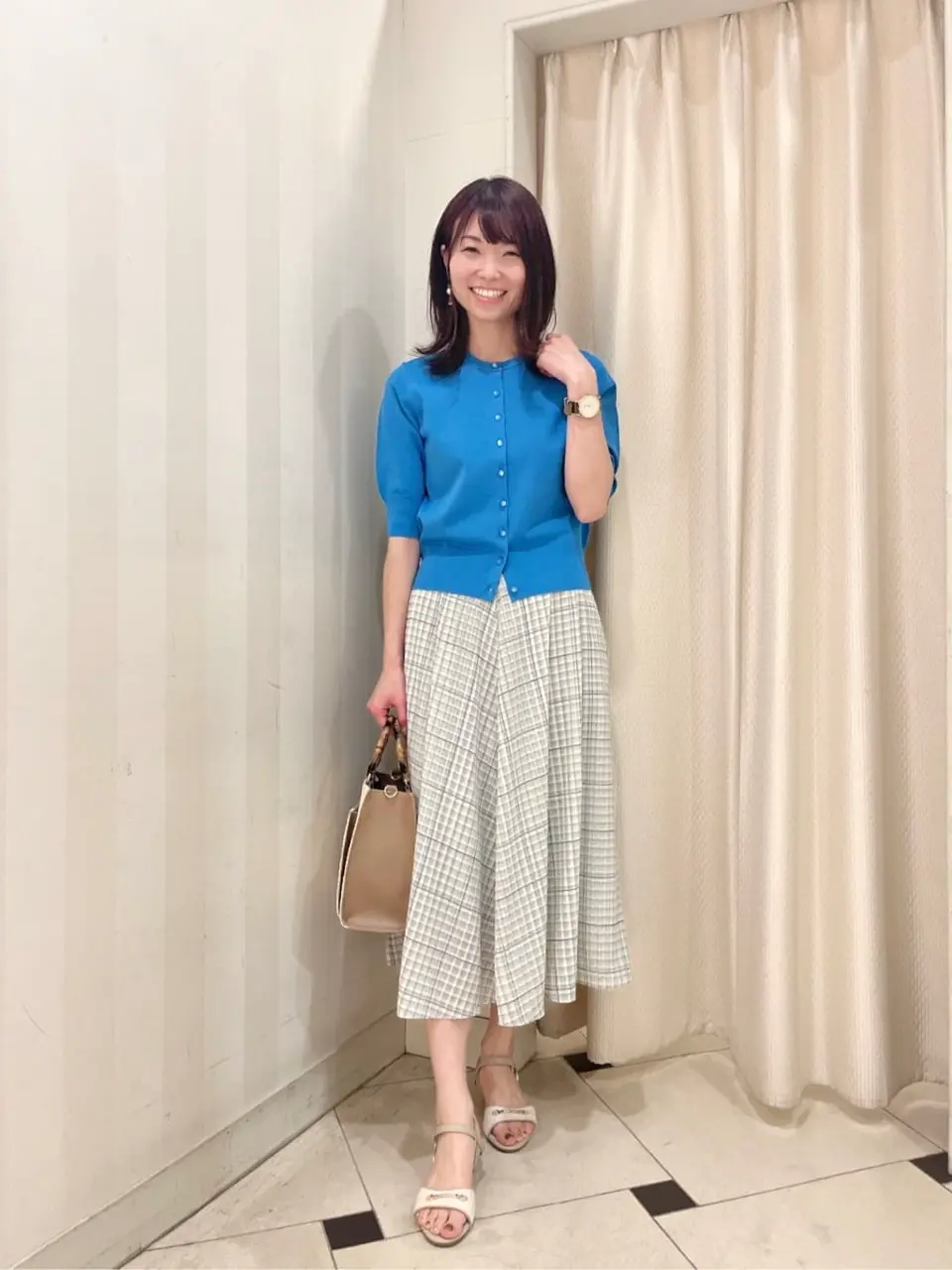 組曲 金井 コーディネート画像