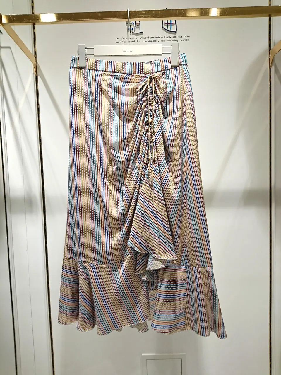 組曲 岡 コーディネート画像