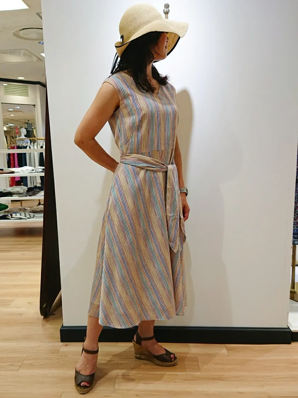 組曲 スタッフ コーディネート画像