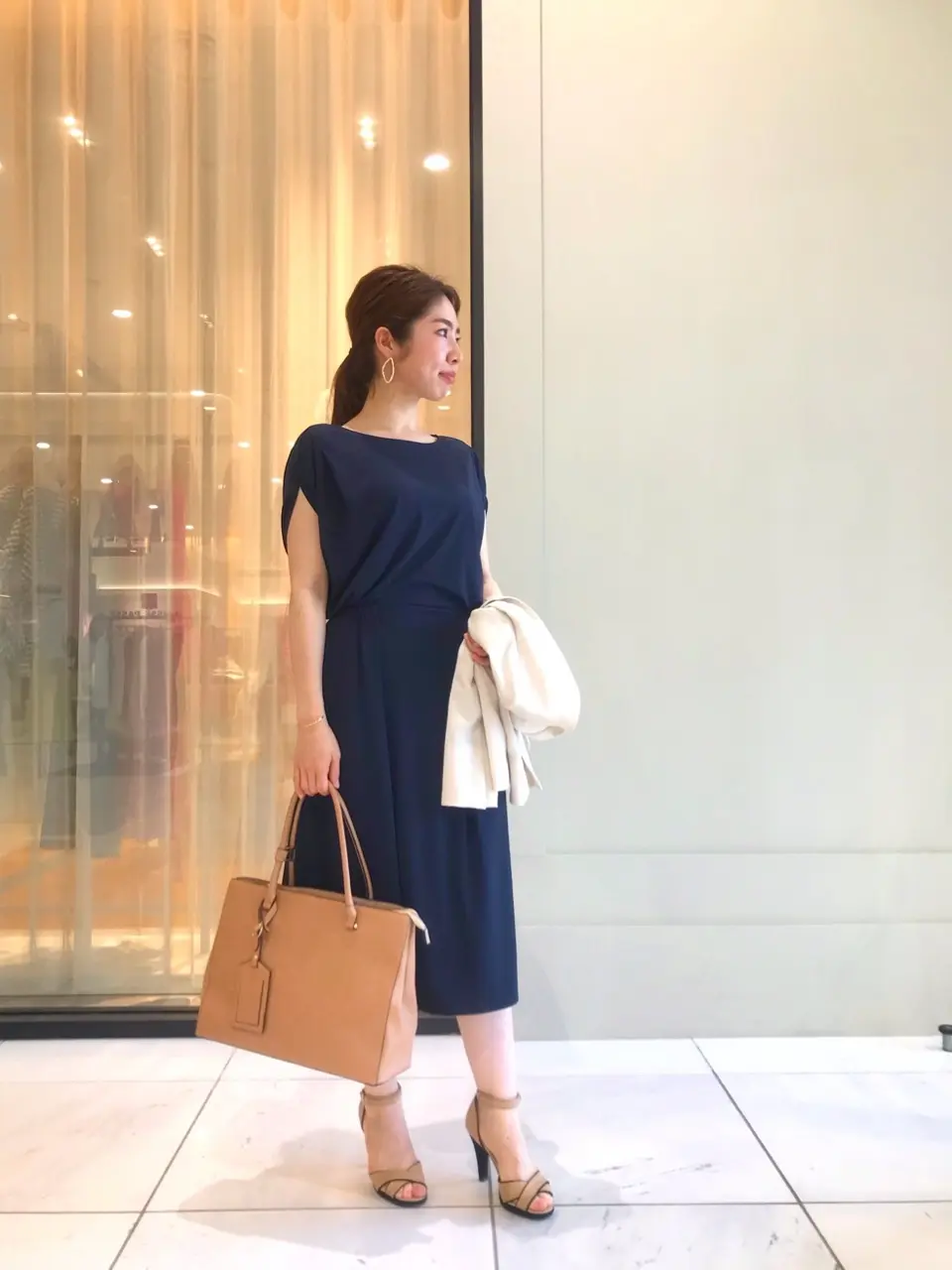 組曲 坂本 コーディネート画像