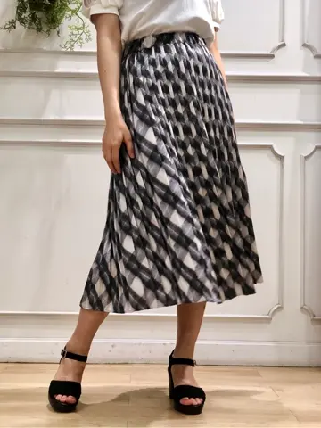 組曲 茂木 コーディネート画像