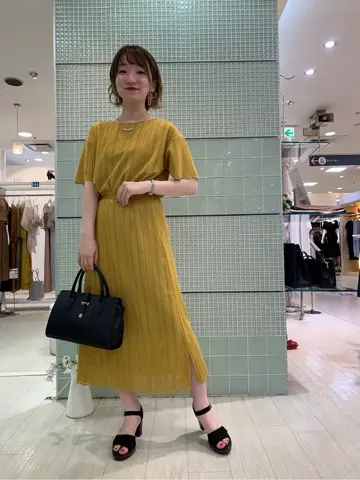 組曲 石井 コーディネート画像