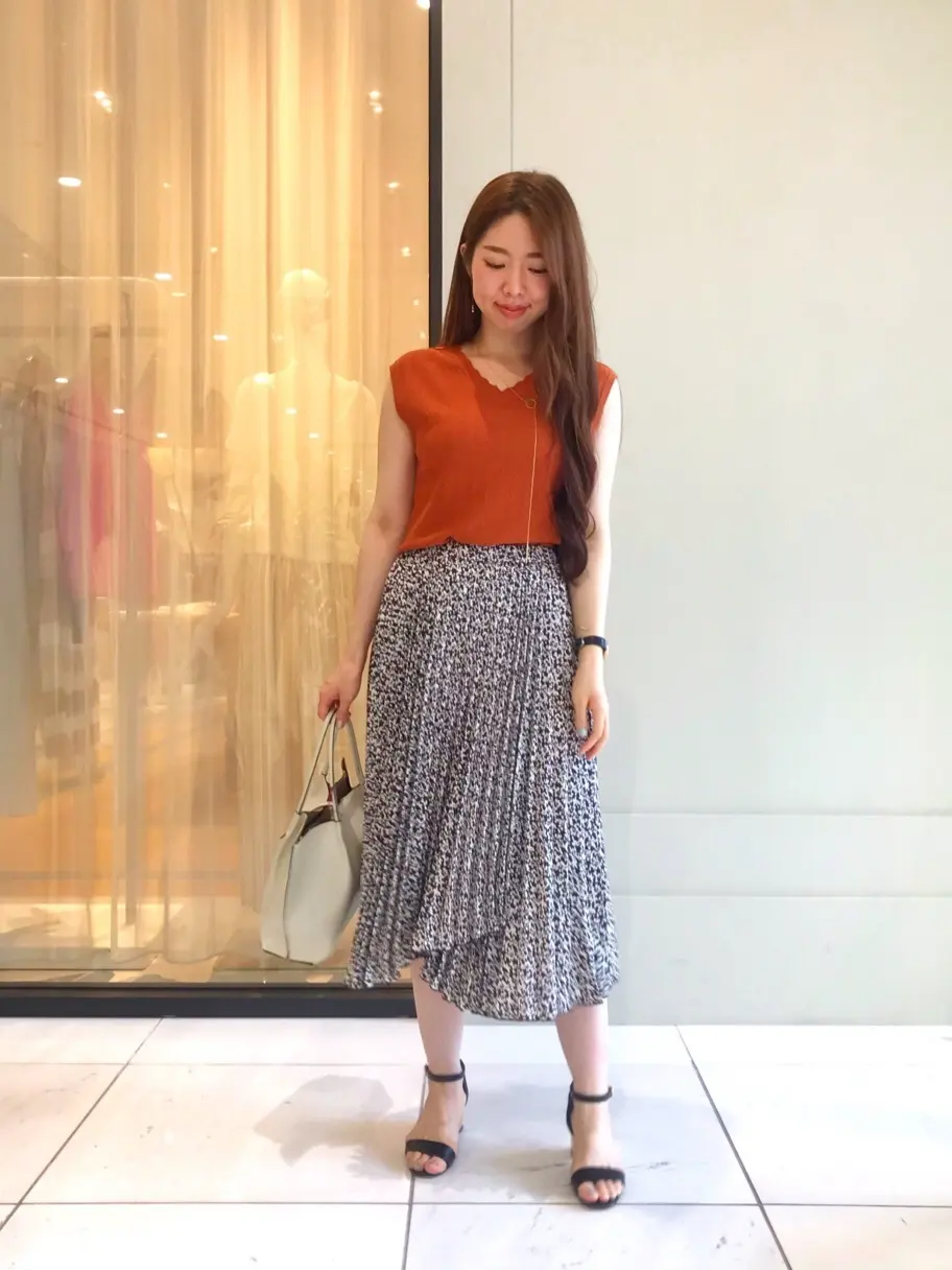 組曲 坂本 コーディネート画像