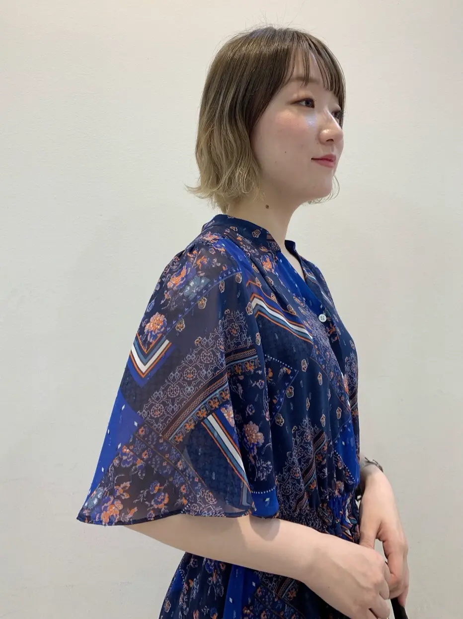 組曲 石井 コーディネート画像