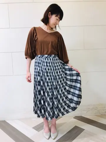 組曲 スタッフ コーディネート画像